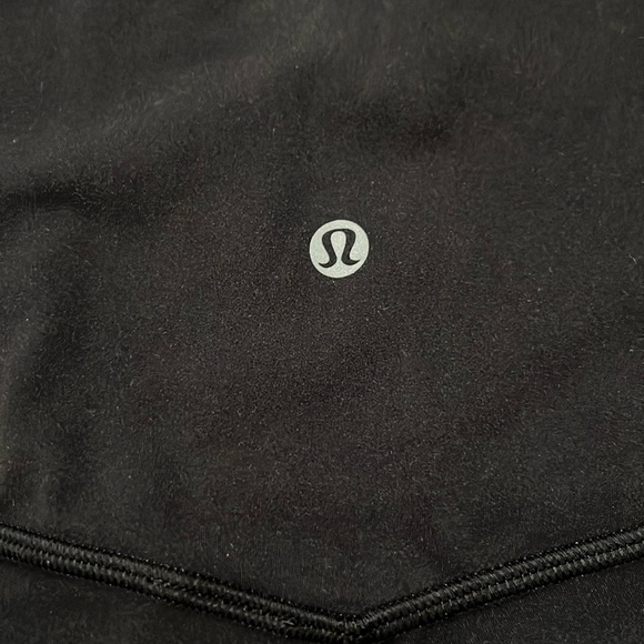Lululemon Align High-Rise Short 2" Size 2 - Picture 5 of 5